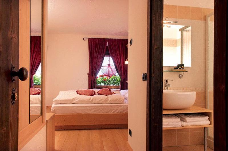 Hotel Fonte Dei Veli Panchià Buitenkant foto